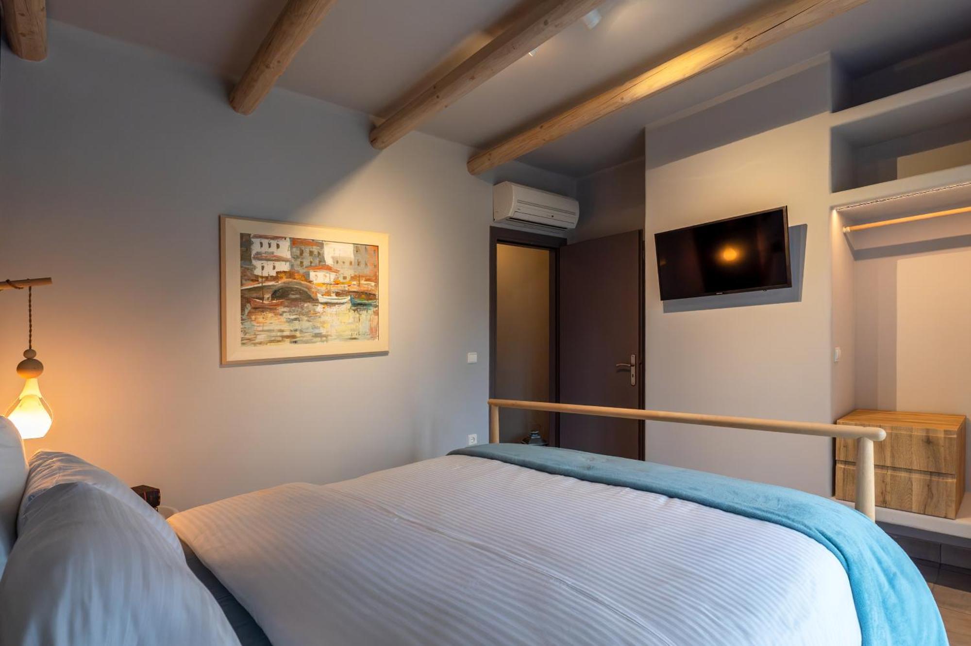 Tyros Boutique Houses Villas Room photo